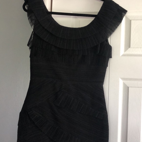 BCBG Maxazria Cocktail Dress - Picture 4 of 8
